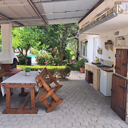 Mundanije Apartments Dumencic Rab מראה חיצוני תמונה